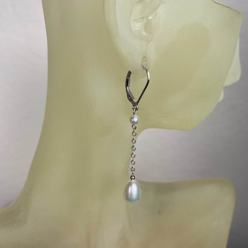 NWOT Genuine Pearl and Real Silver (not plated) Dangling Earrings